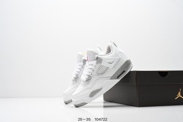 Nike Air Jordan 4 (Kids)