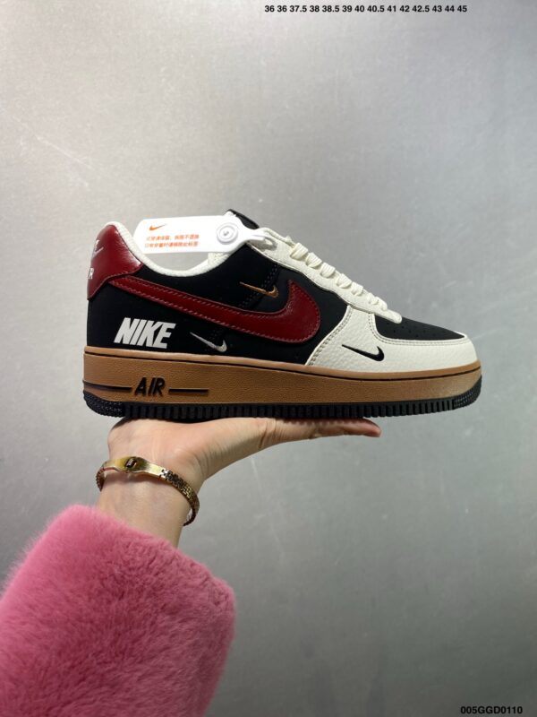 Nike Air Force 1 Low