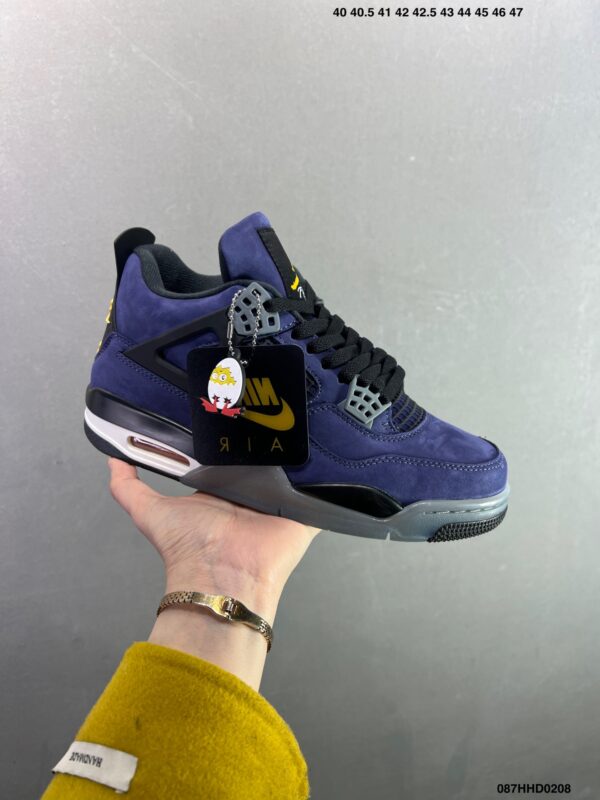 Nike Air Jordan 4 Retro