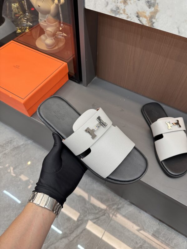Hermès Izmir sandals