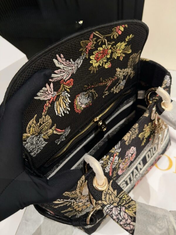 Dior D-Lite