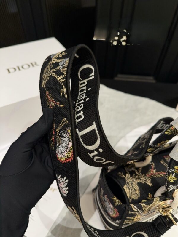 Dior D-Lite