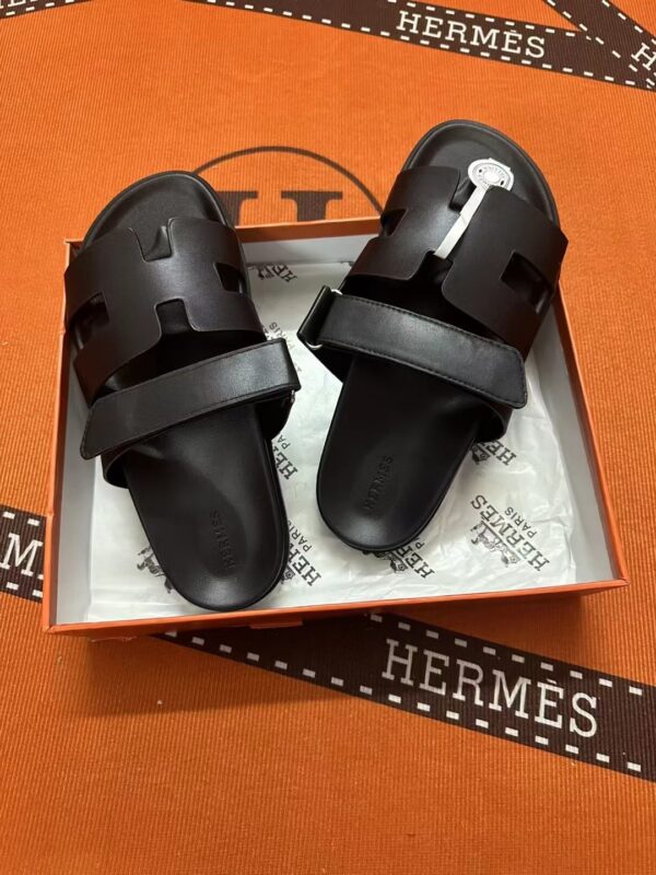 Hermès Chypre sandals