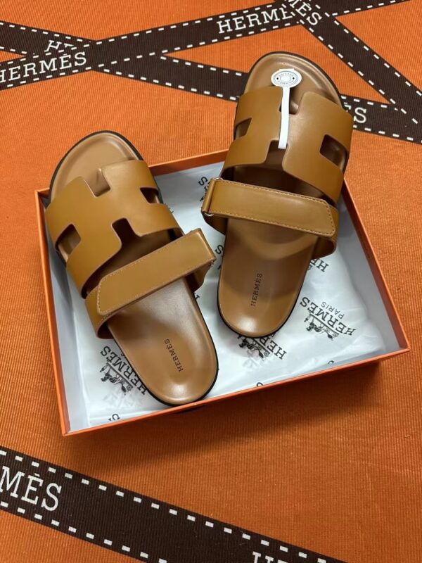 Hermès Chypre sandals